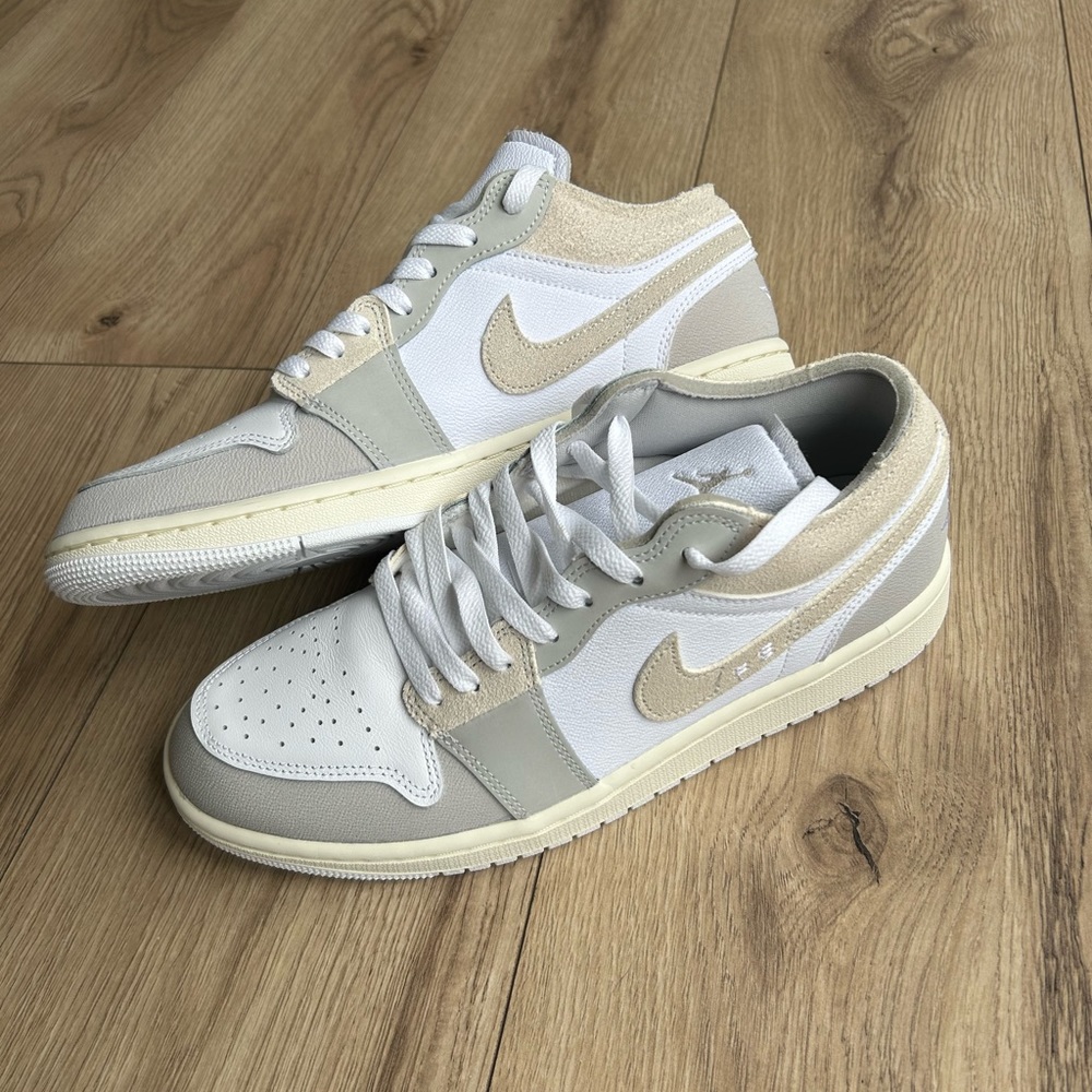 *S⭕️LD* on another app - Brand New Jordan 1 Low SE Craft